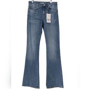 NWT Zara flared jeans size 6